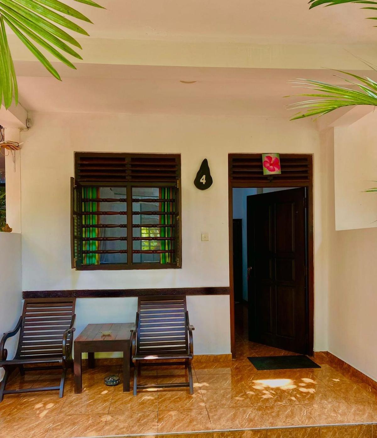 Poppies Mirissa Hotel Ngoại thất bức ảnh