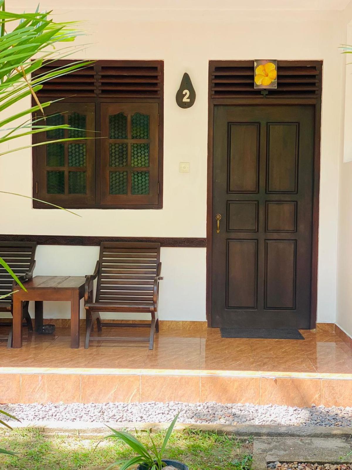Poppies Mirissa Hotel Ngoại thất bức ảnh