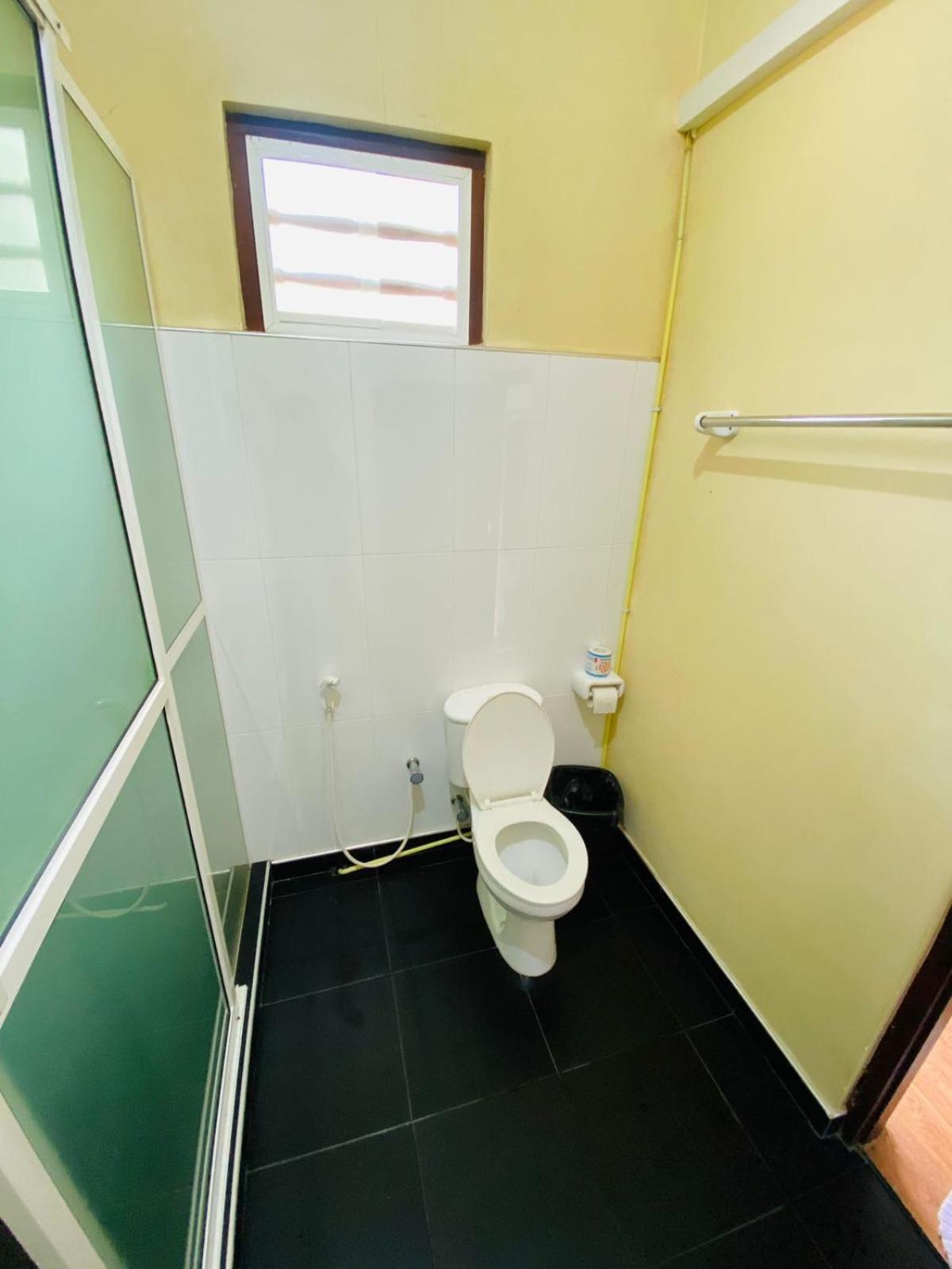 Poppies Mirissa Hotel Ngoại thất bức ảnh