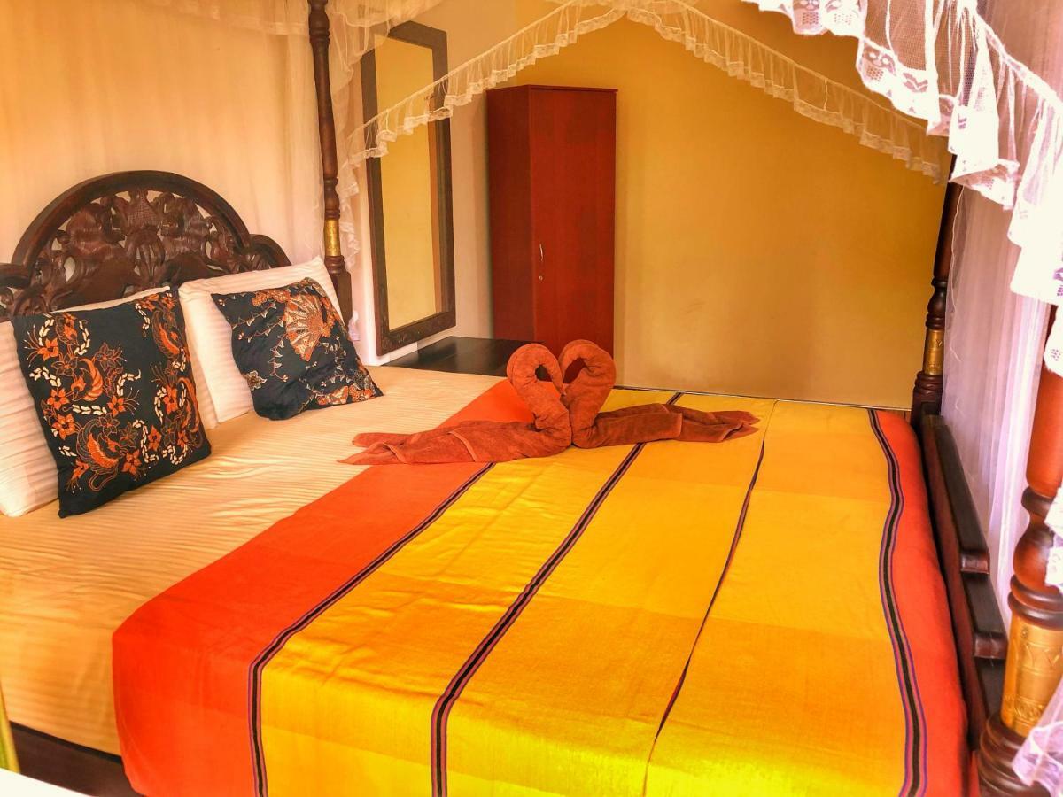 Poppies Mirissa Hotel Ngoại thất bức ảnh