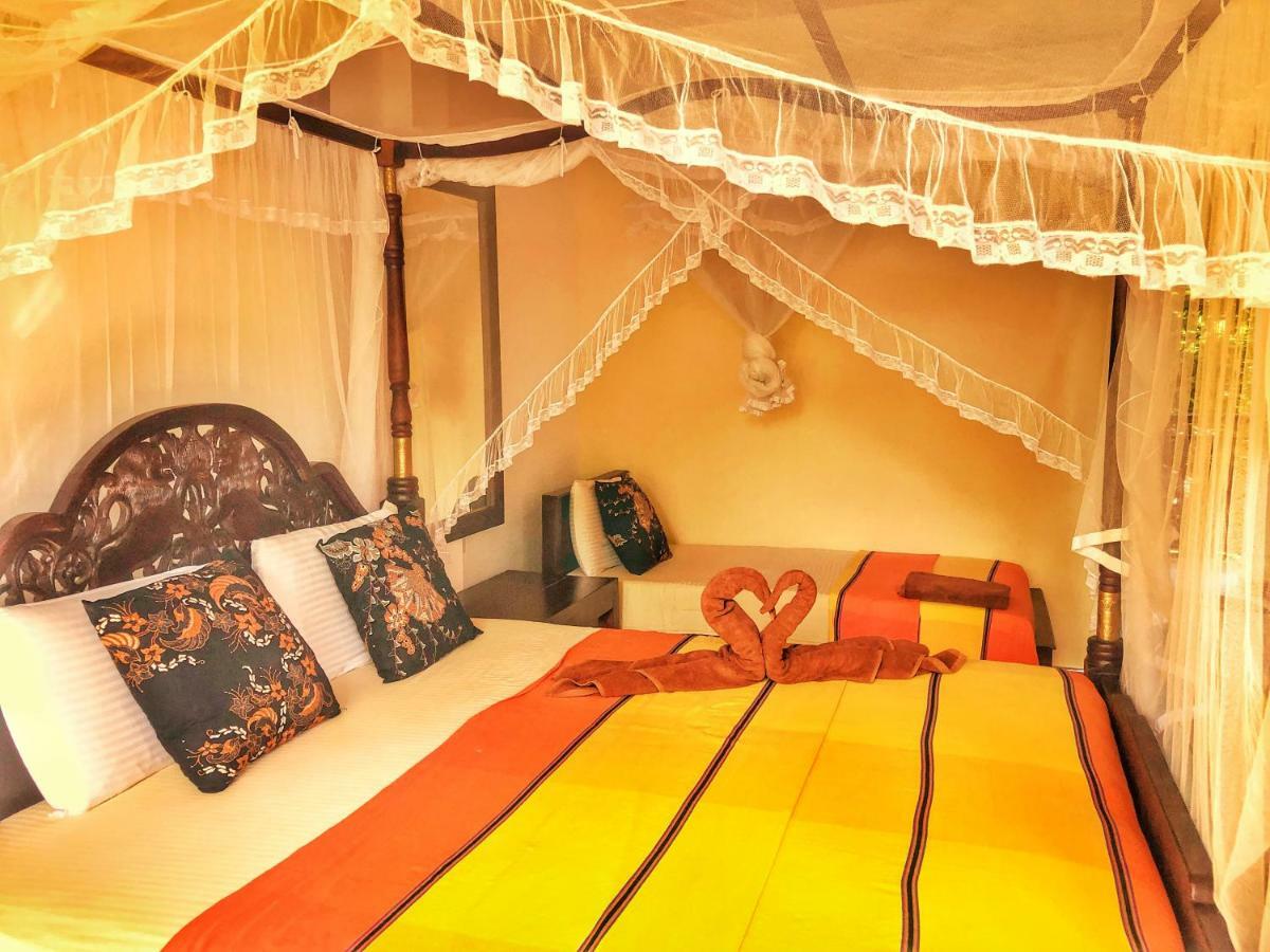 Poppies Mirissa Hotel Ngoại thất bức ảnh